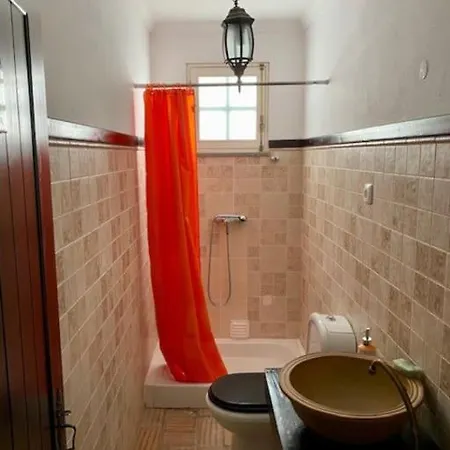 Apartment Lovely 3 Bedroom Apt With Patio In A Typical House Tavira