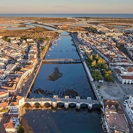 Apartment Lovely 3 Bedroom Apt With Patio In A Typical House Tavira